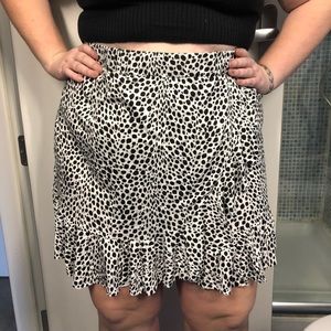 BOOHOO RUFFLE SKIRT